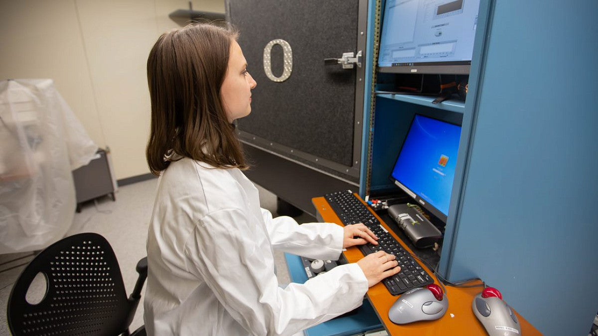 neuro_undergraduate-programs_rennie-kendrick_typing
